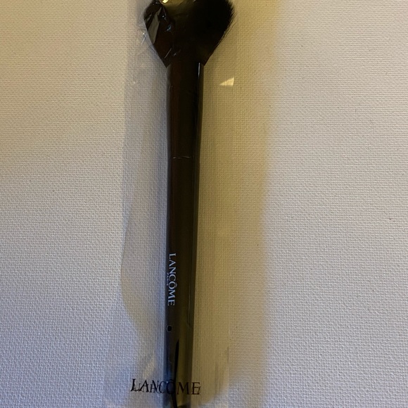 5/$25 • Lancôme Powder Brush - Picture 4 of 6